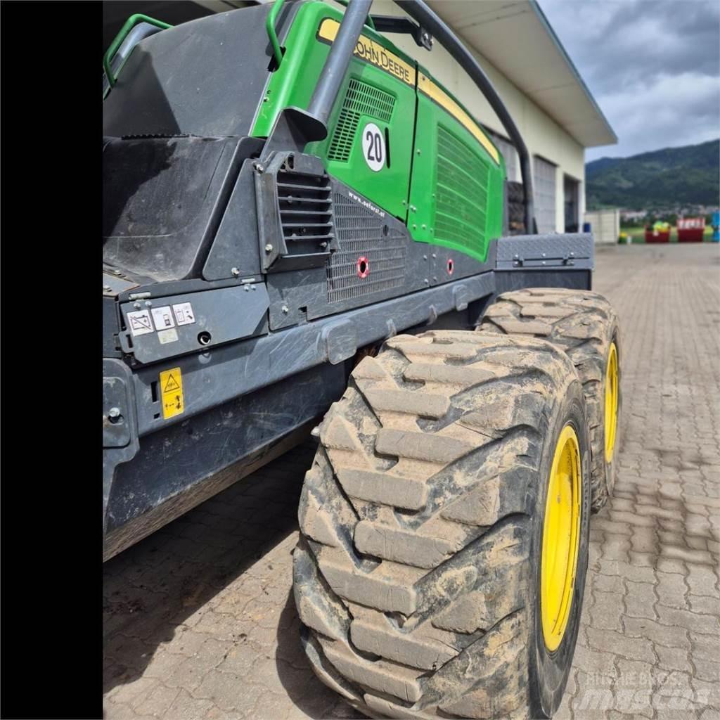 John Deere 1170 G Harvesters