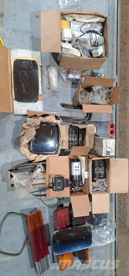 Mercedes-Benz 814 DA Kampeerwagens en caravans