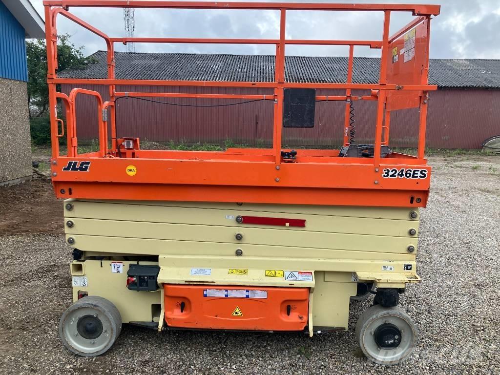 JLG 3246 ES Schaarhoogwerkers