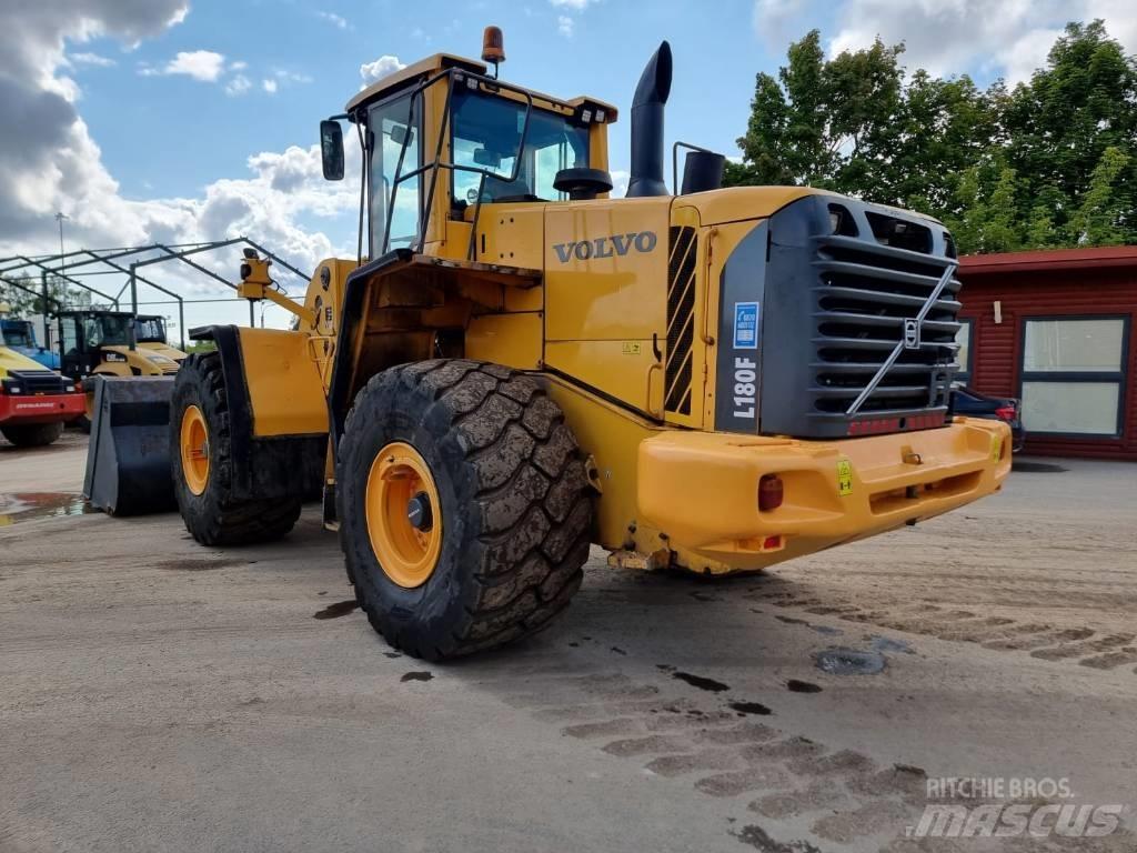 Volvo L 180 F Wielladers