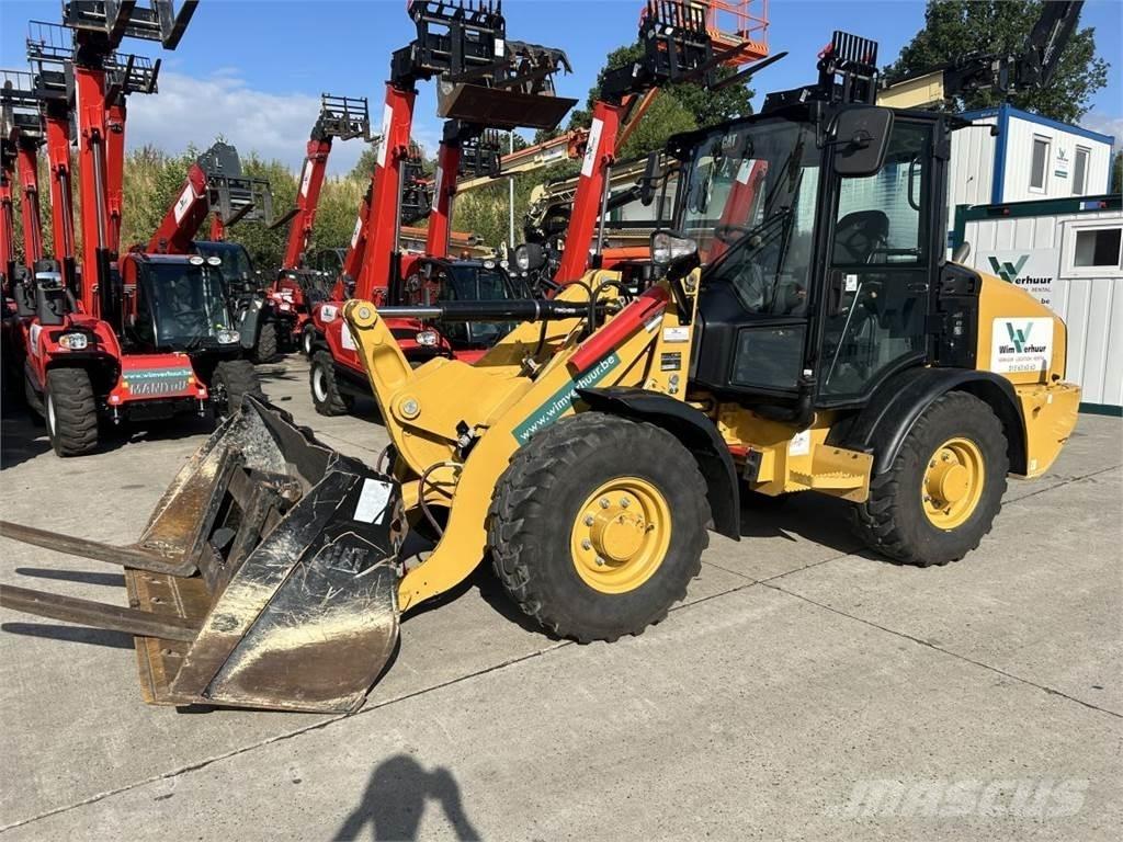CAT 906 (9145) Schrank- en knikladers