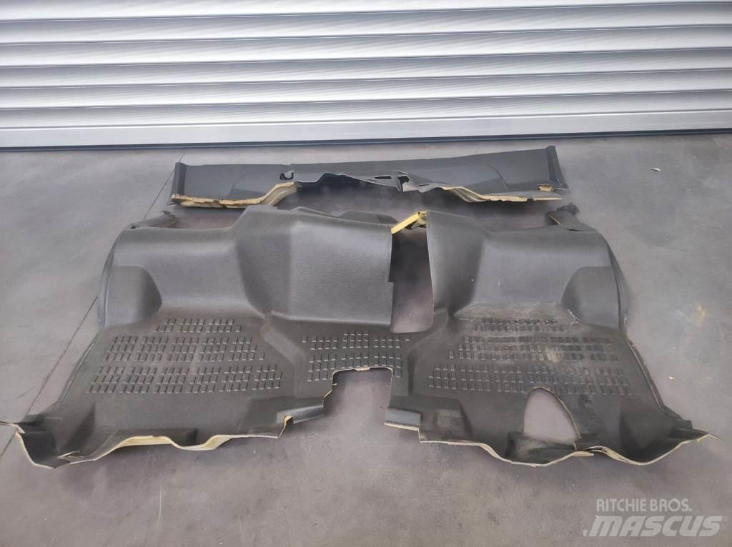 Renault Floor Mat Cabine en interieur