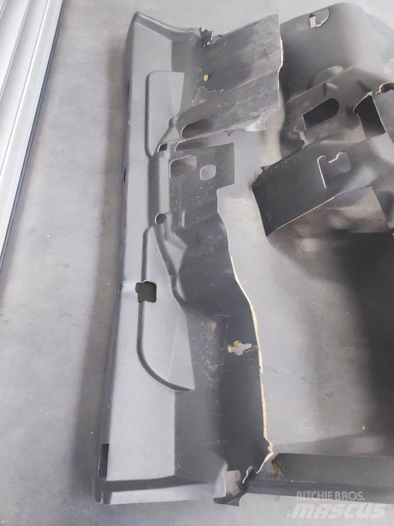 Renault Floor Mat Cabine en interieur