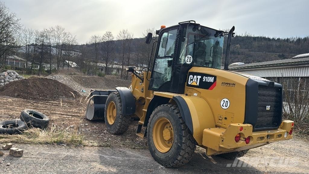 CAT 910M Wielladers