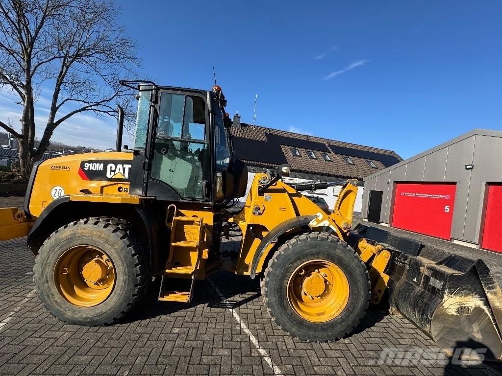 CAT 910M Wielladers