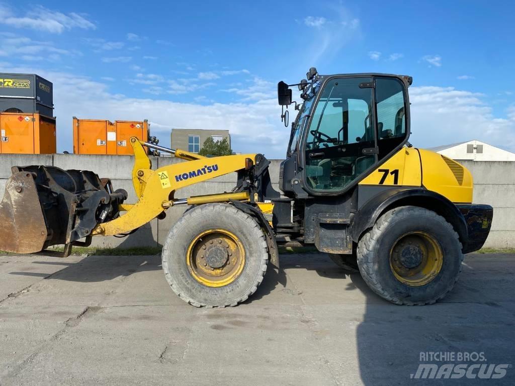 Komatsu WA 100 M-5 Wielladers