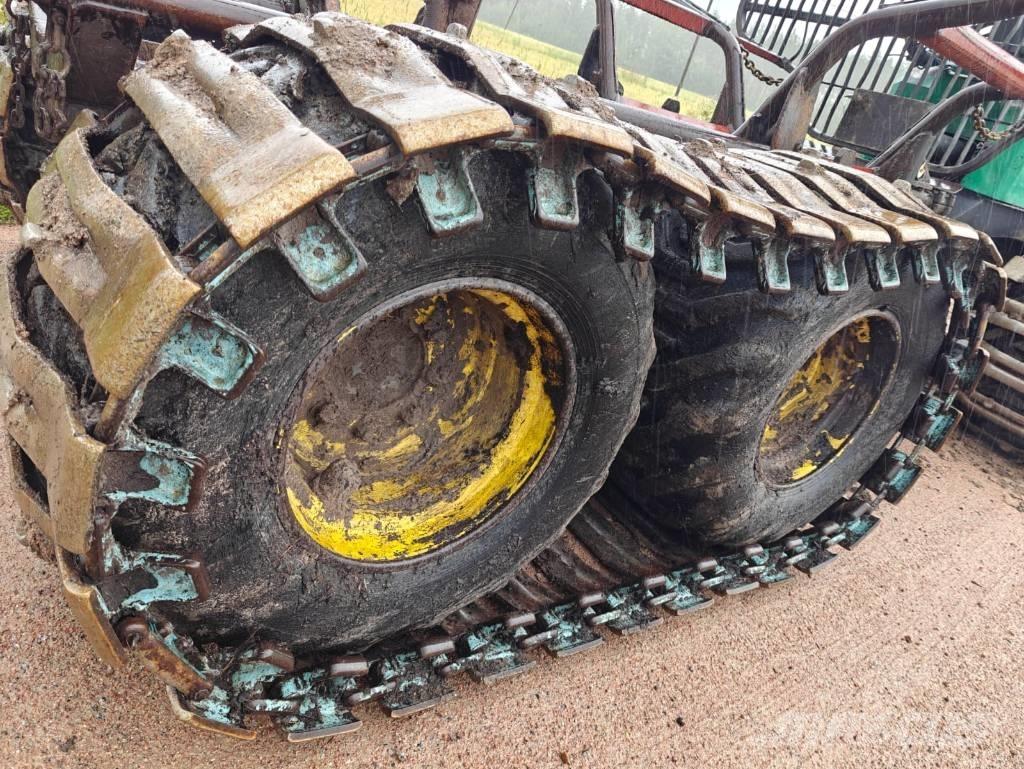 Timberjack 810 B Uitrijwagens
