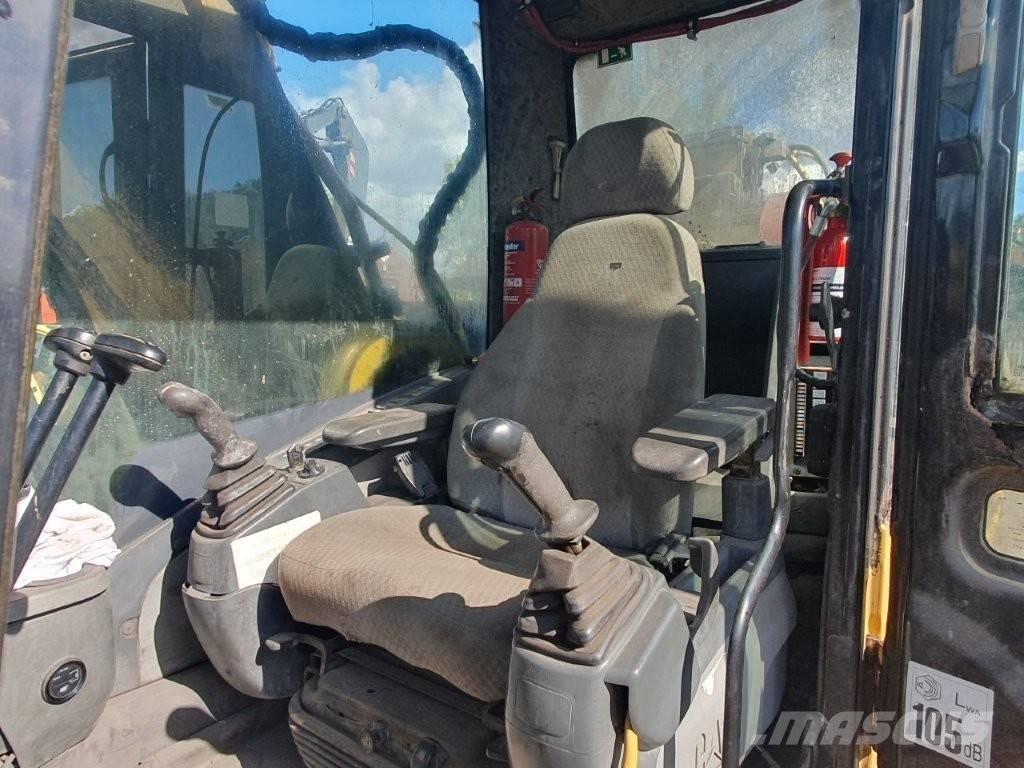 CAT 330 D L Long Reach Graafmachines