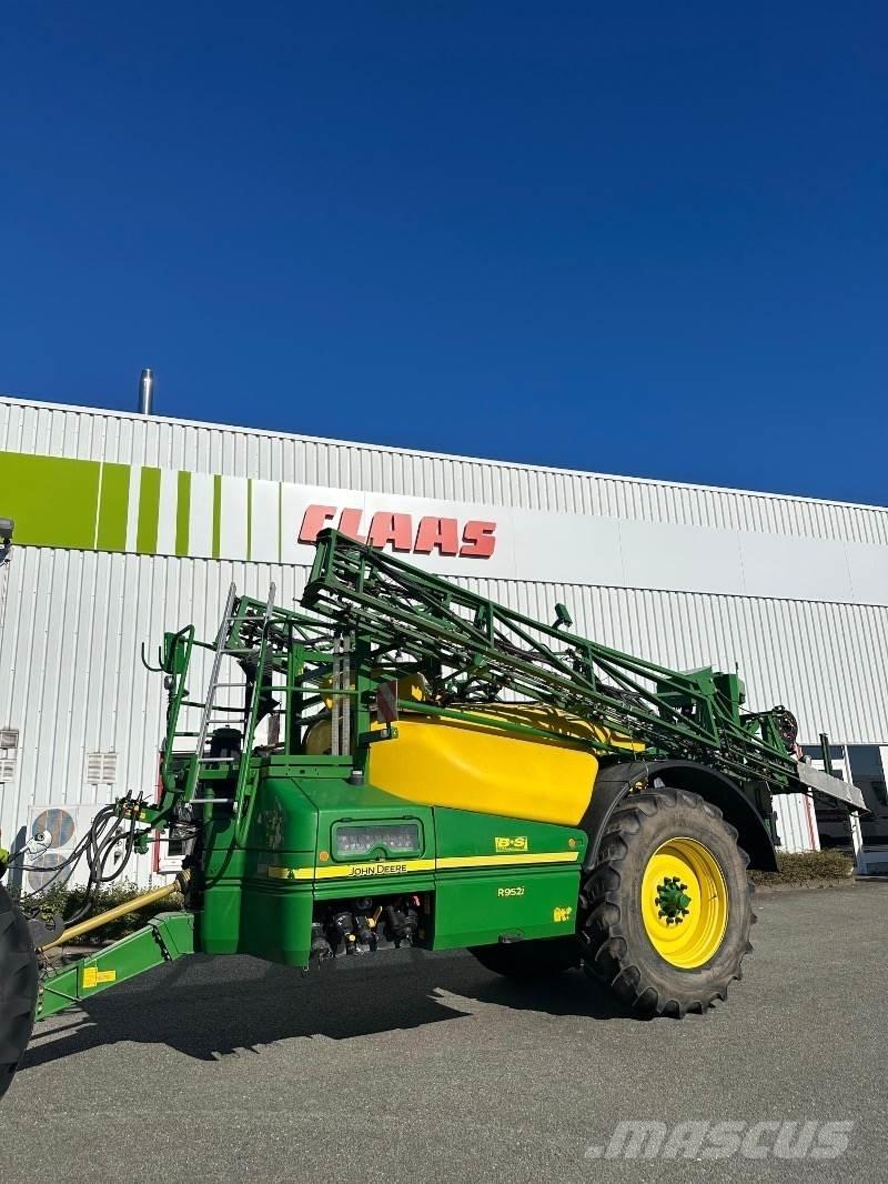 John Deere R952 i Getrokken spuitmachines