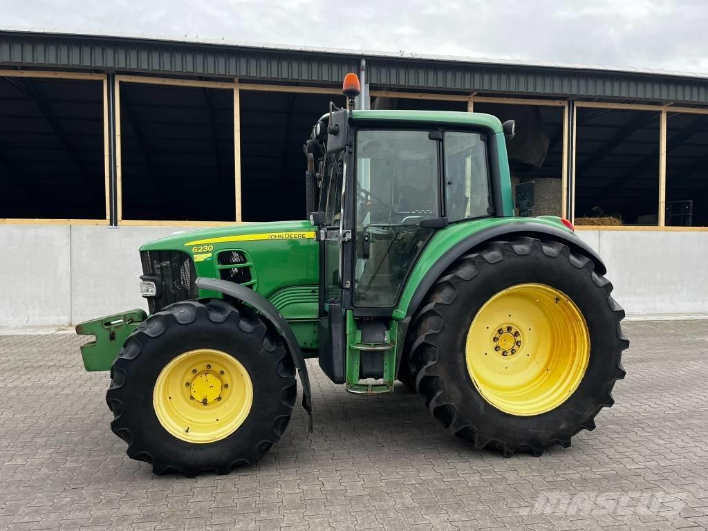 John Deere 6120 Tractoren