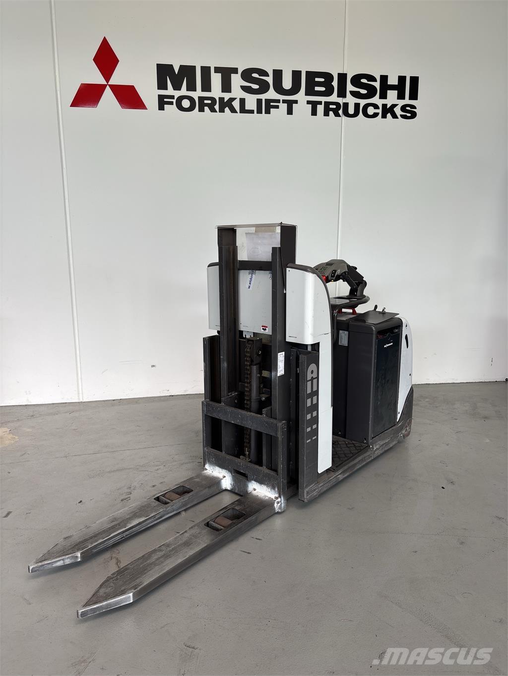 Atlet PPC120 Orderpicker voor laag niveau