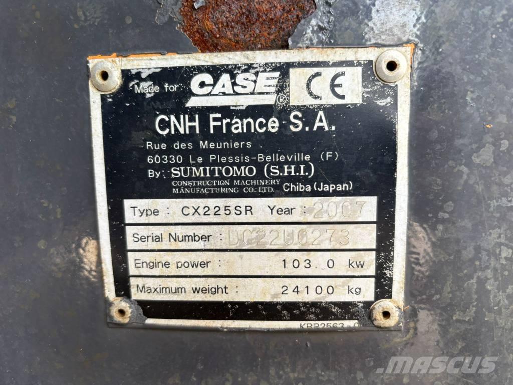 CASE CX 225 SR Rupsgraafmachines