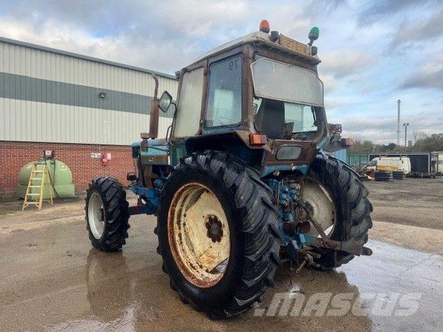 Ford 8210 Tractoren
