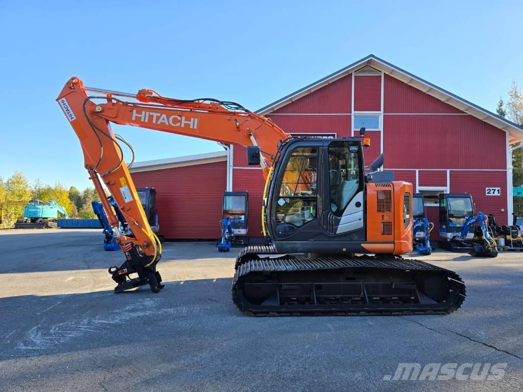 Hitachi ZX 135 US-6 Rupsgraafmachines