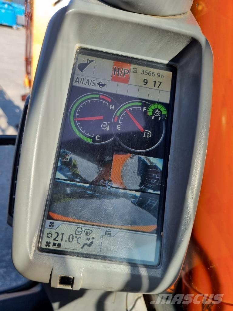 Hitachi ZX 135 US-6 Rupsgraafmachines