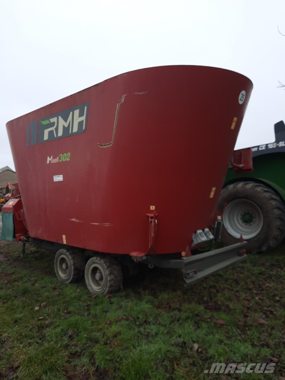 RMH Mixell 302 Feeders