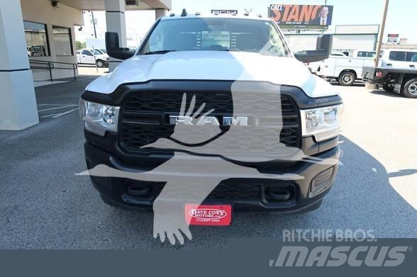 RAM 3500 HD Platte bakwagens