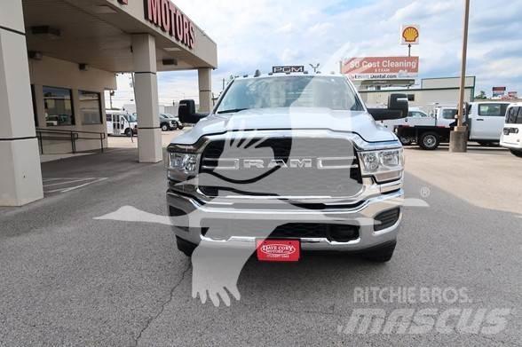 RAM 3500 HD Platte bakwagens