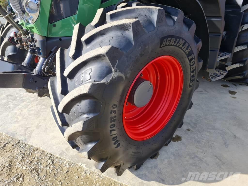 Fendt 826 Tractoren