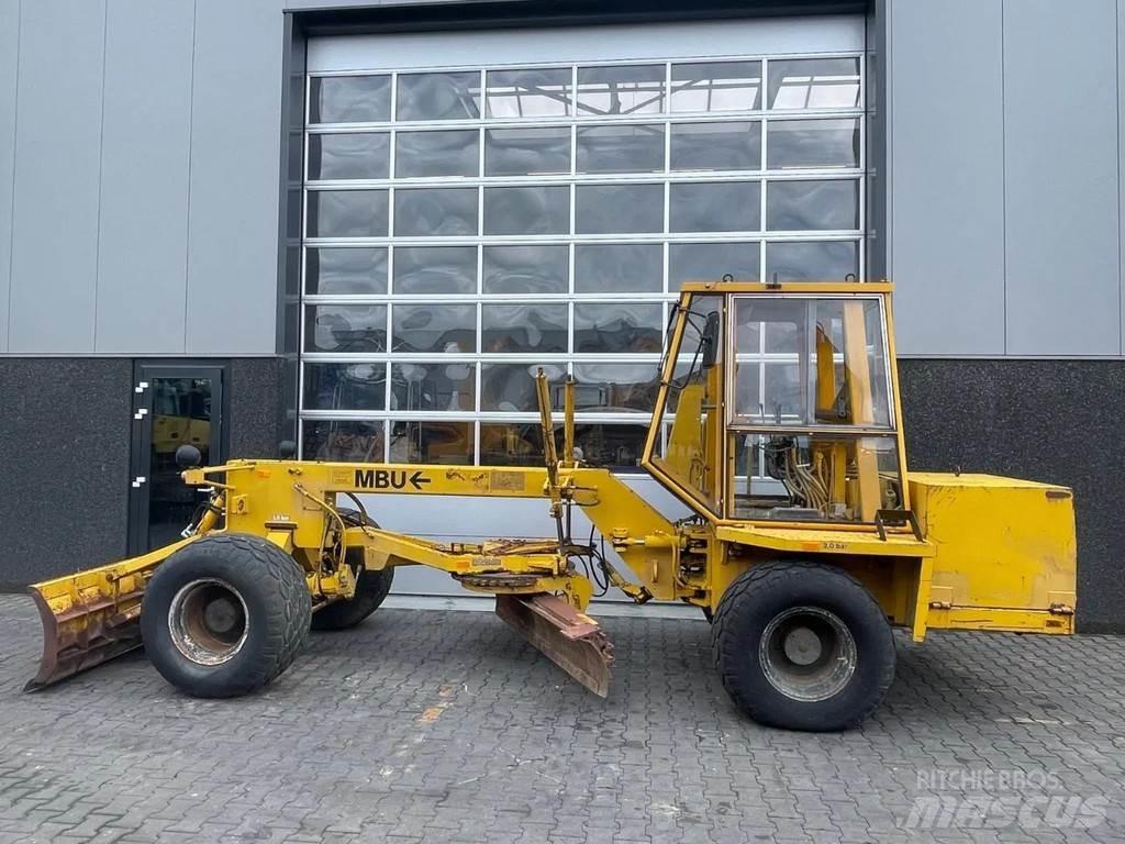 MBU G50A Graders