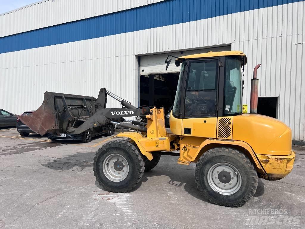 Volvo L 30 B Wielladers