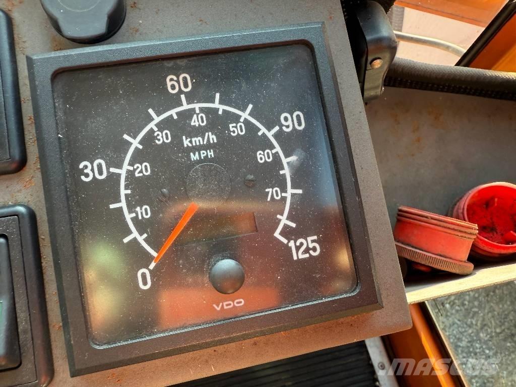Hansa APZ 1003 Werktuigdragers