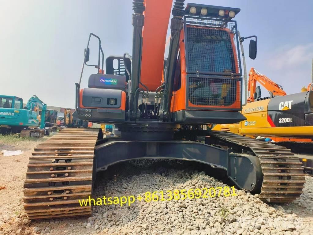 Doosan DX 225 Rupsgraafmachines