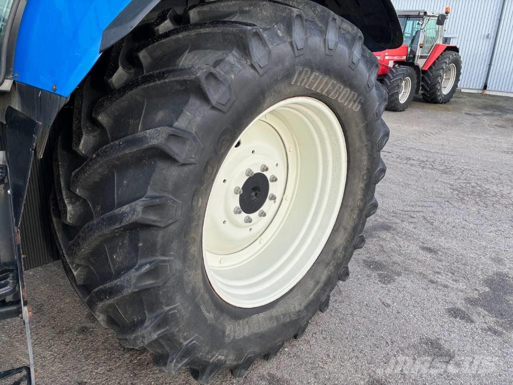 New Holland T 6070 Tractoren