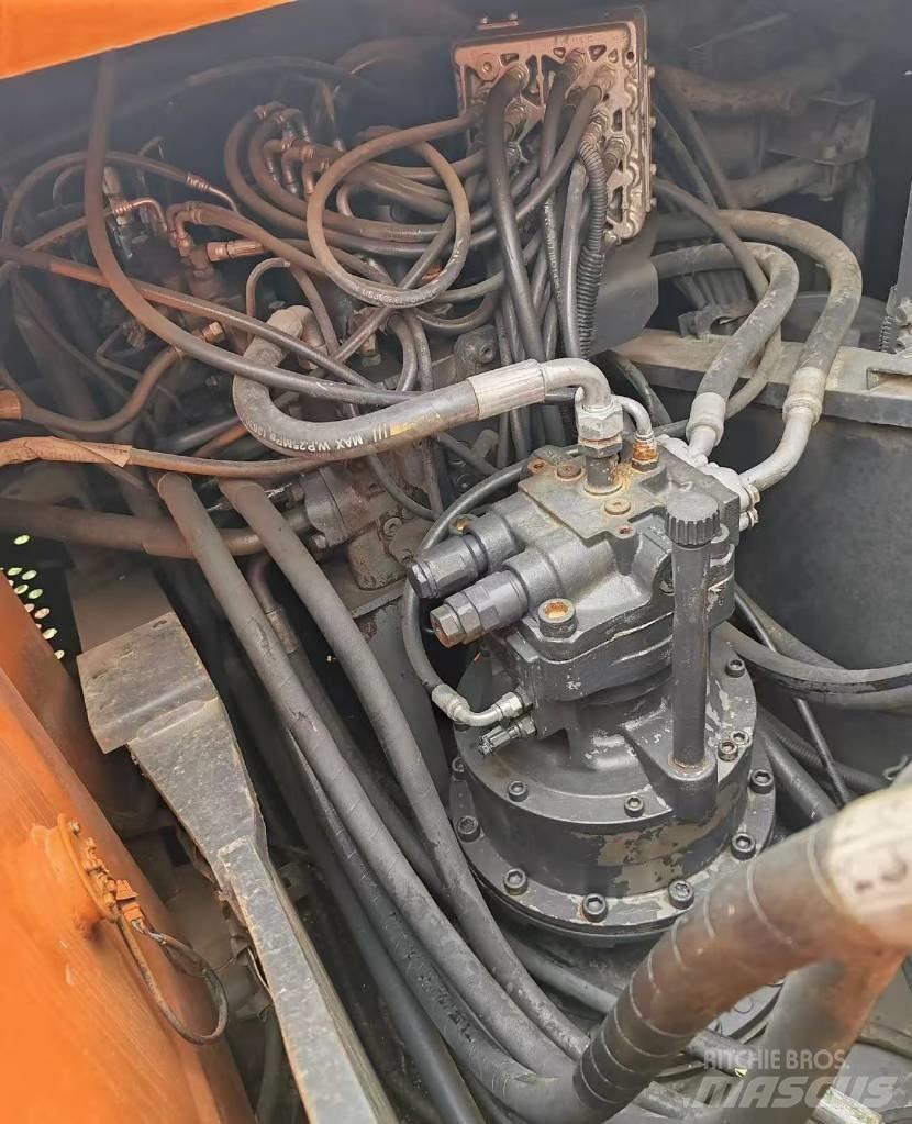 Hitachi Zaxis 200 LC Midigraafmachines 7t - 12t