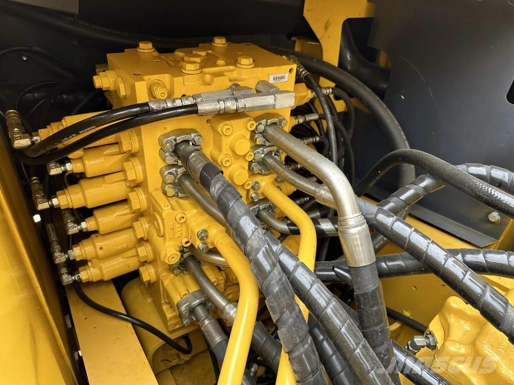 Komatsu PC 200-8 Rupsgraafmachines