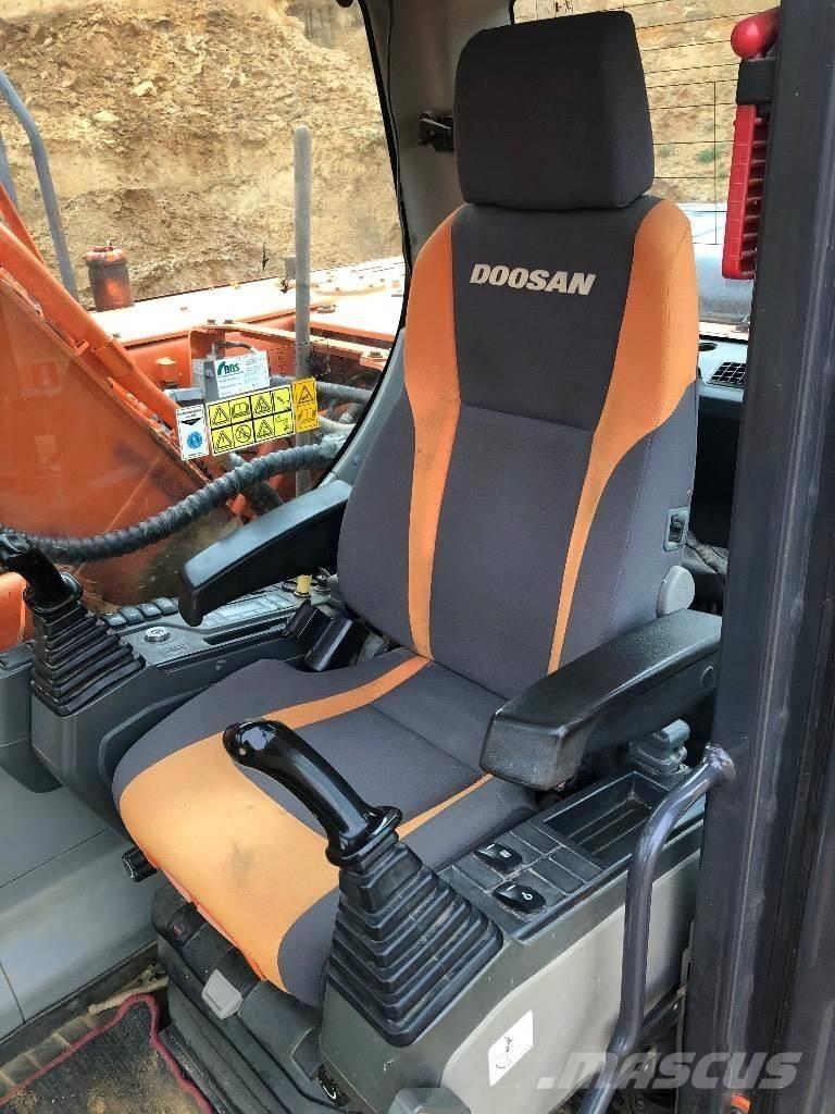 Doosan dx225 Rupsgraafmachines
