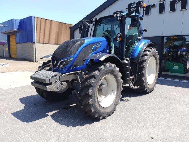 Valtra T194 A Tractoren