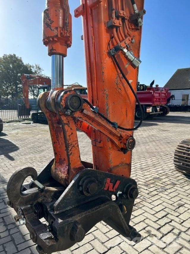 Hitachi ZX 130 Rupsgraafmachines
