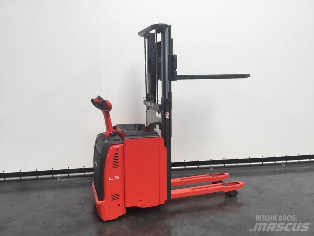 Linde L 12 L Meeloop stapelaar