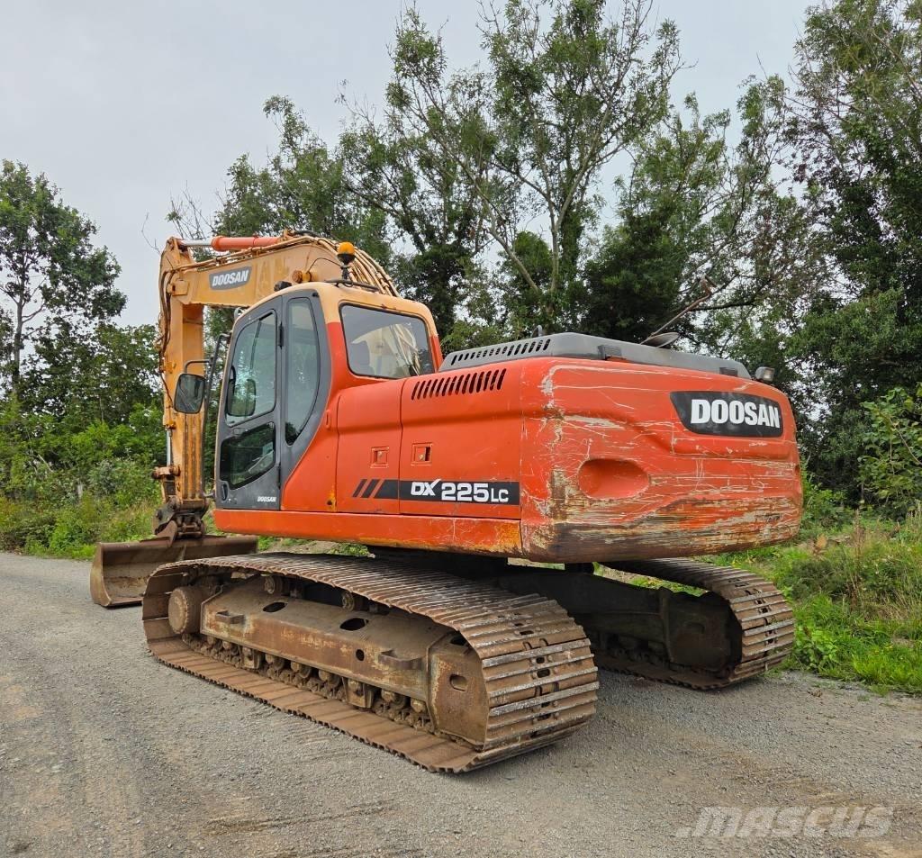 Doosan DX 225 LC Rupsgraafmachines