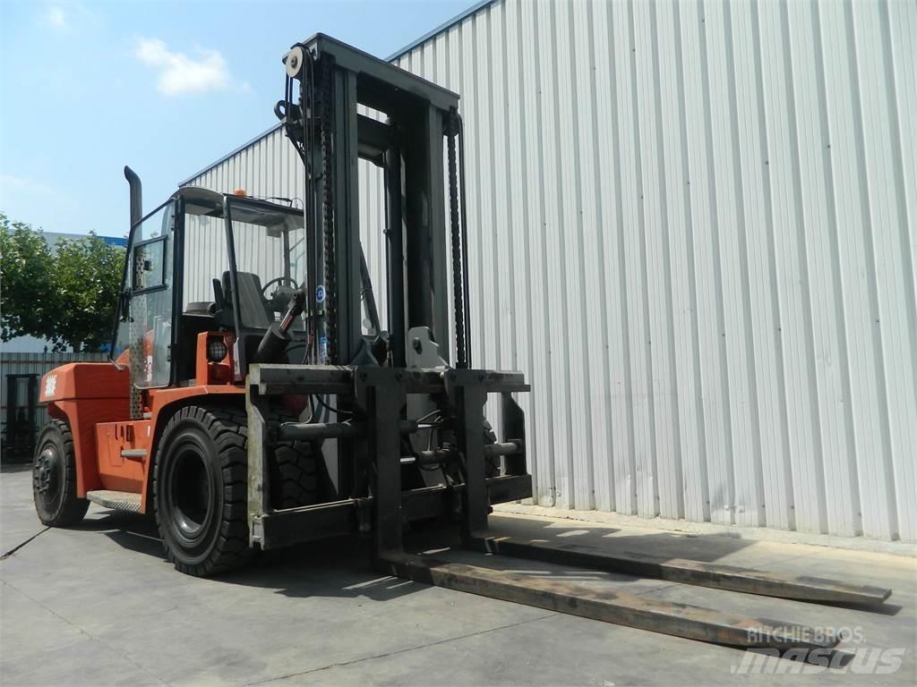 Kalmar DCE100 12 Diesel heftrucks
