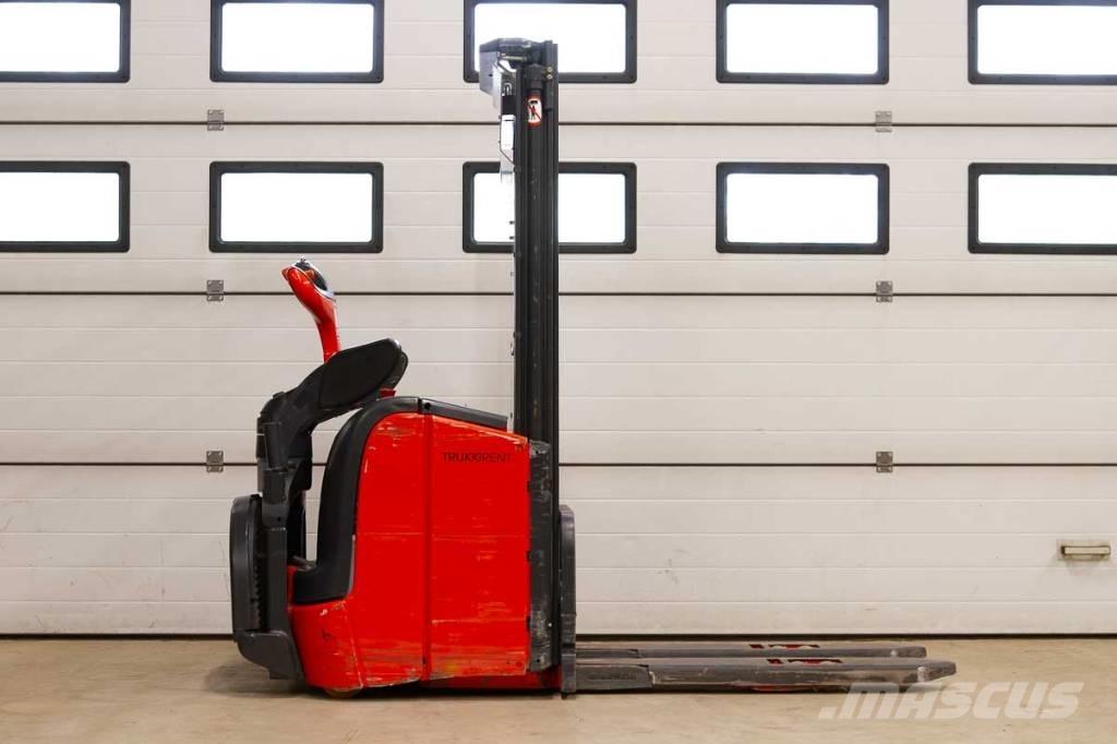 Linde L 14 Zelfrijdende stapelaars