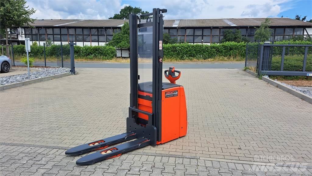 Linde L16i Meeloop stapelaar