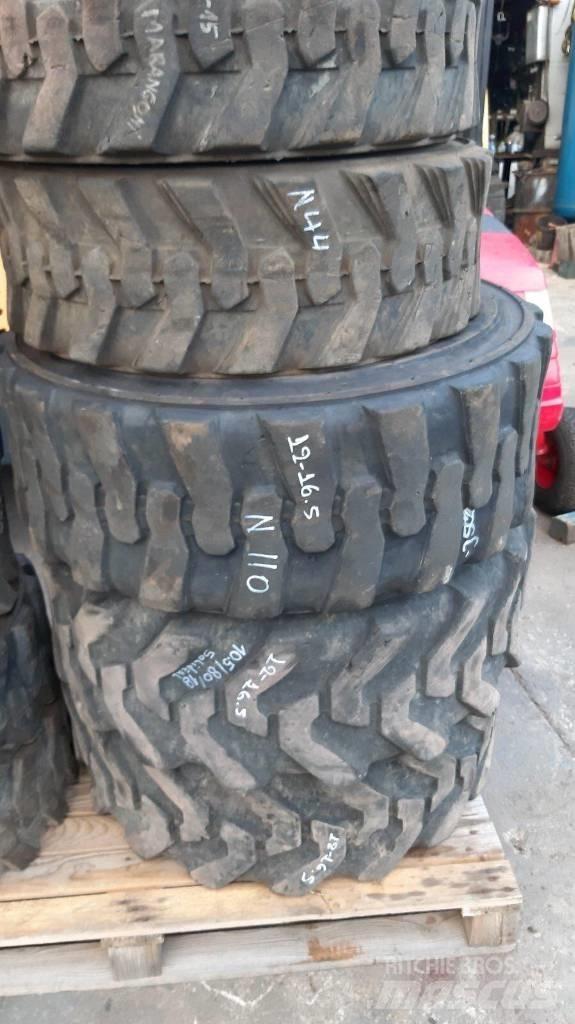 Bobcat 12 16.5 Banden, wielen en velgen