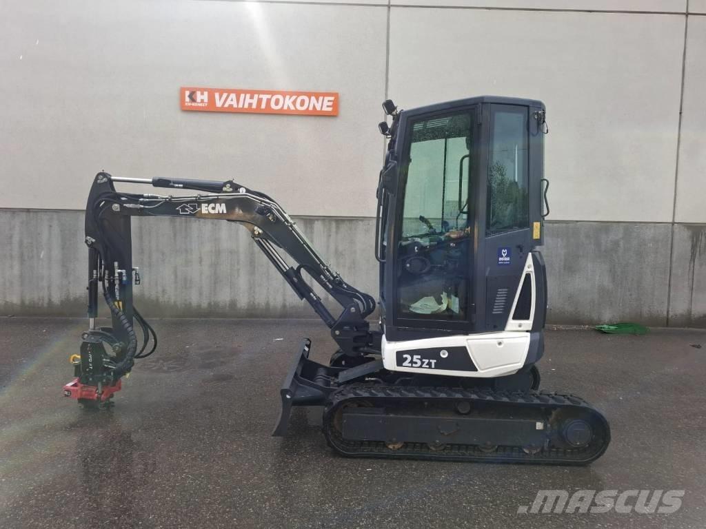 ECM 25 ZT Minigraafmachines < 7t