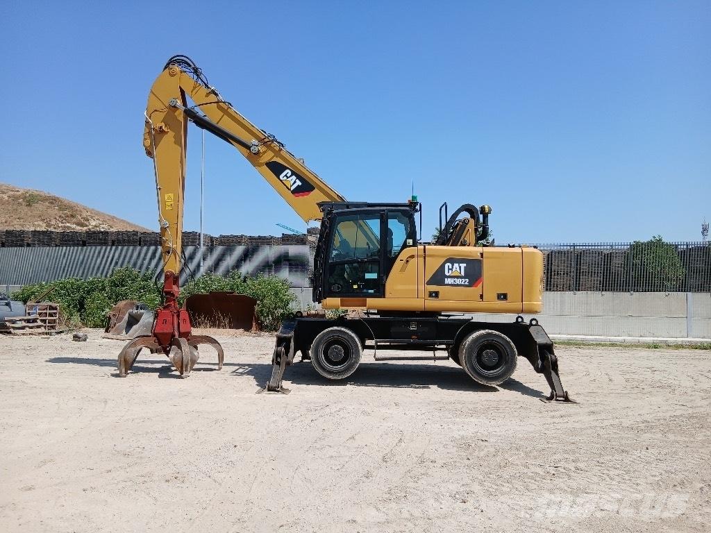 CAT MH 3022 Waste / industry handlers
