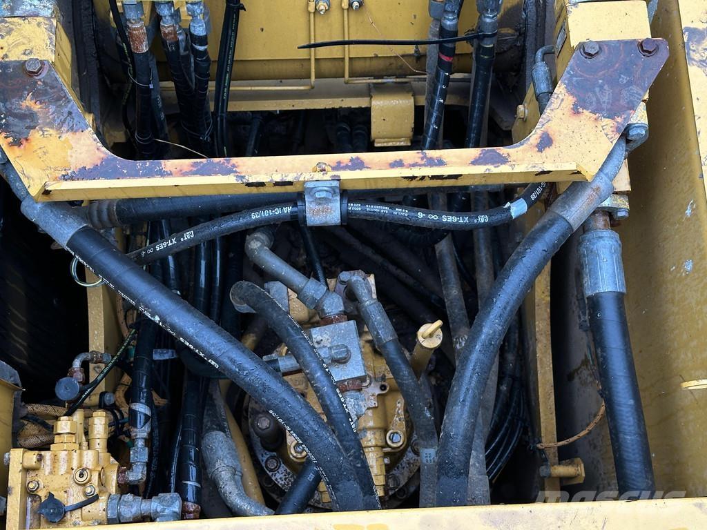 CAT 320FL Rupsgraafmachines