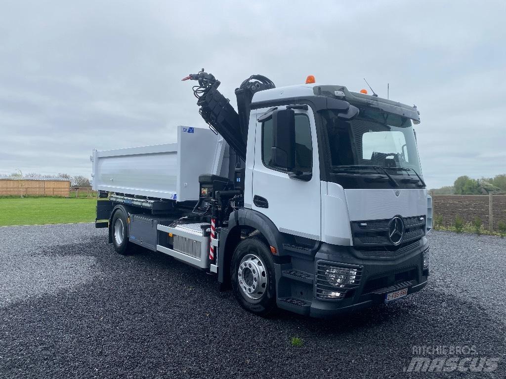 Mercedes-Benz Antos Vrachtwagen met containersysteem