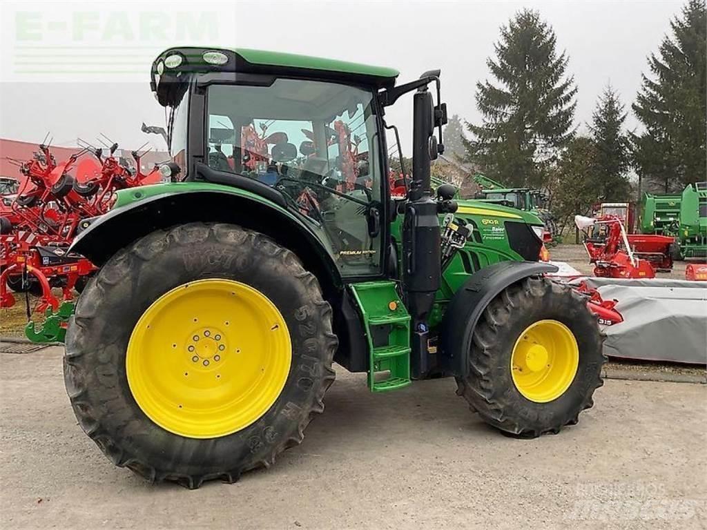 John Deere 6110 r Tractoren