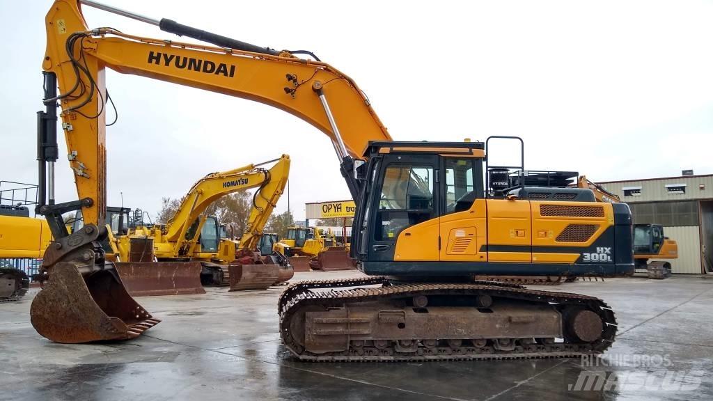 Hyundai HX 300 L Rupsgraafmachines
