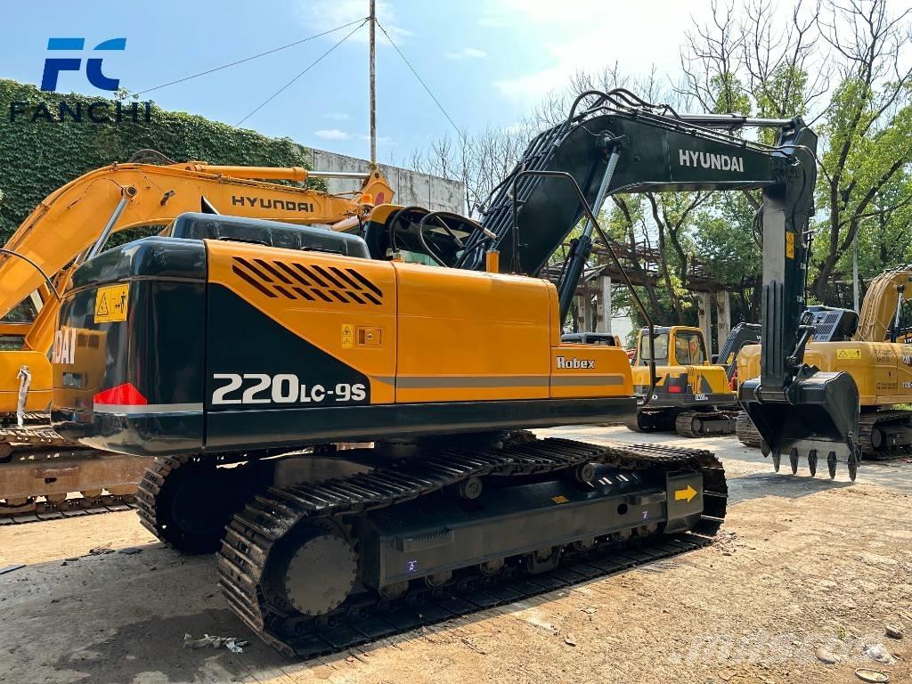 Hyundai 220lc-9s Rupsgraafmachines