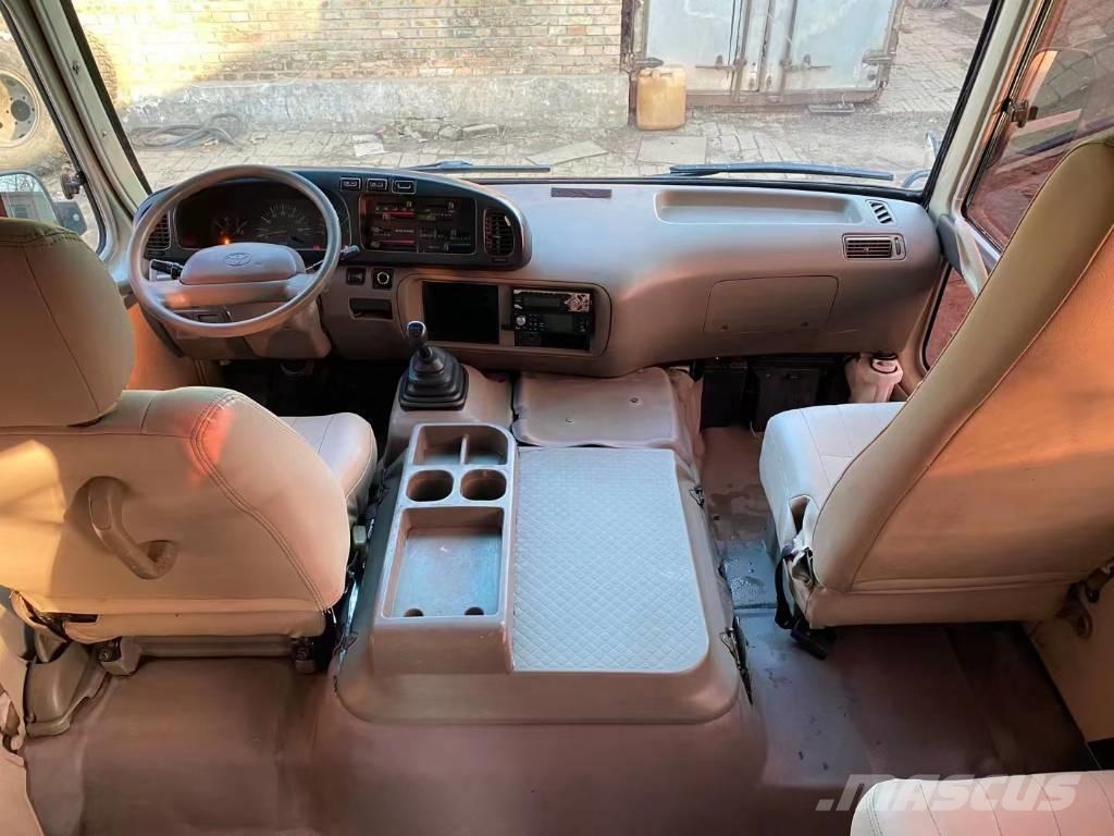 Toyota Coaster Bus Minibussen