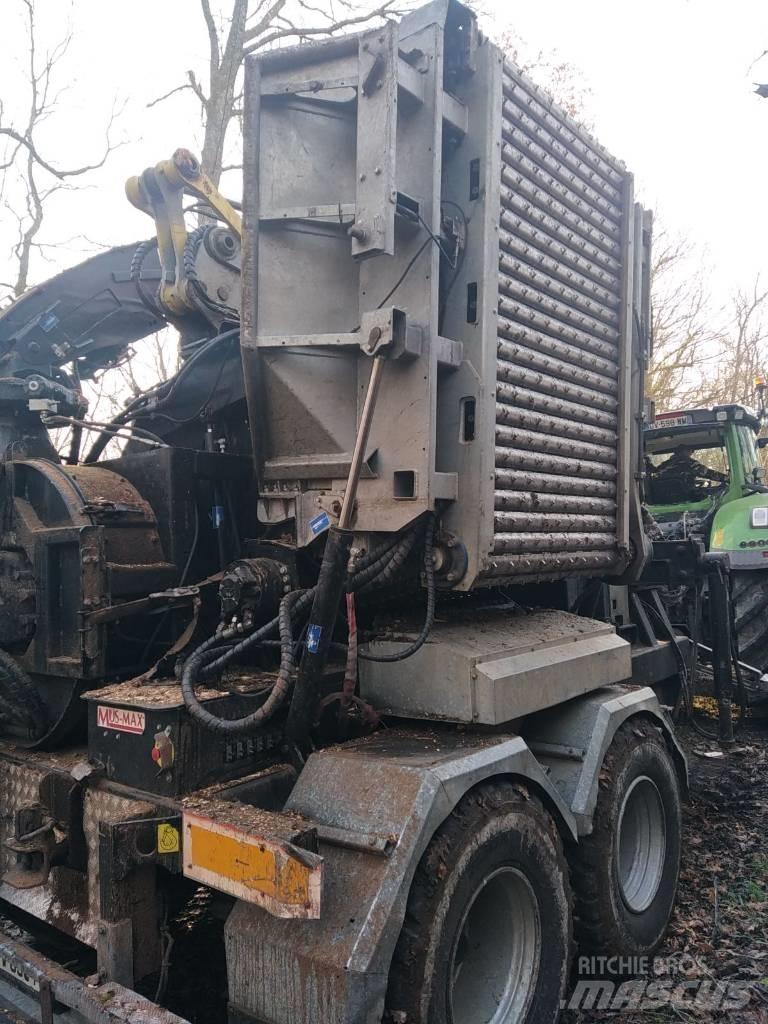 Mus-Max T 11 XL Houtversnipperaars