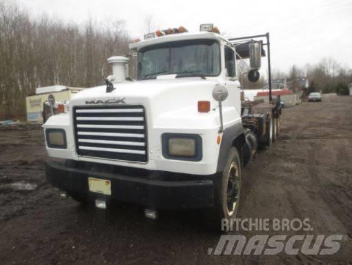 Mack RD 686 SX Containertrucks met kabelsysteem