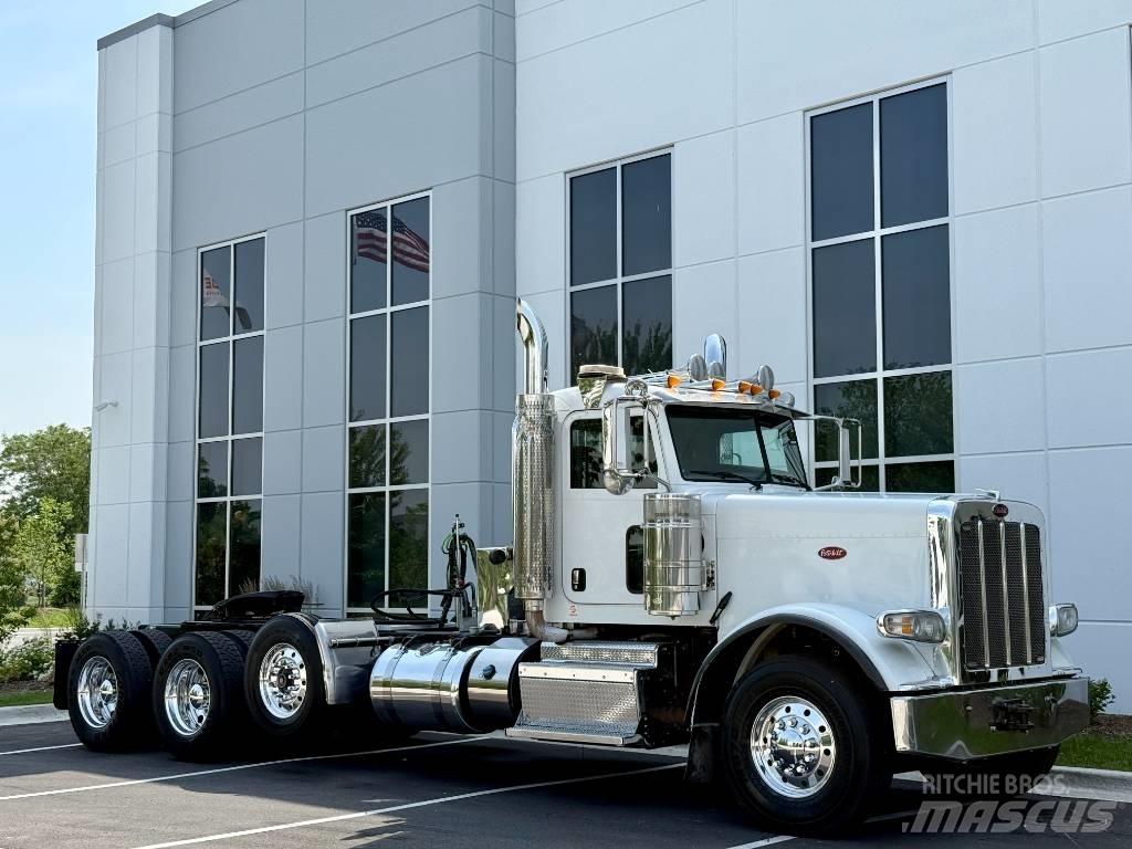 Peterbilt 388 Trekkers